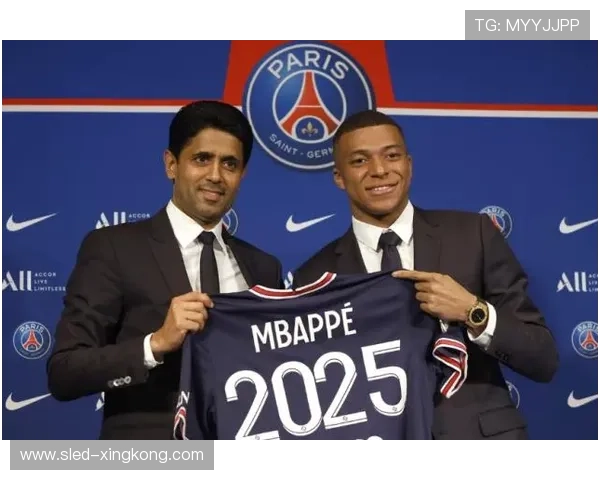 足球新星Emir崛起引关注 他能否打破传统巨星格局成为未来之王