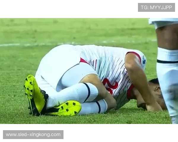 足球巨星脚踝骨折手术经历盘点:那些曾战斗过的足球名将 足球巨星脚踝骨折手术经历盘点:那些曾战斗过的足球名将