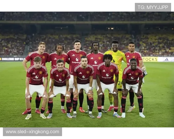 重温绿茵传奇时刻见证足球球星巅峰技艺与永恒经典 重温绿茵传奇时刻见证足球球星巅峰技艺与永恒经典